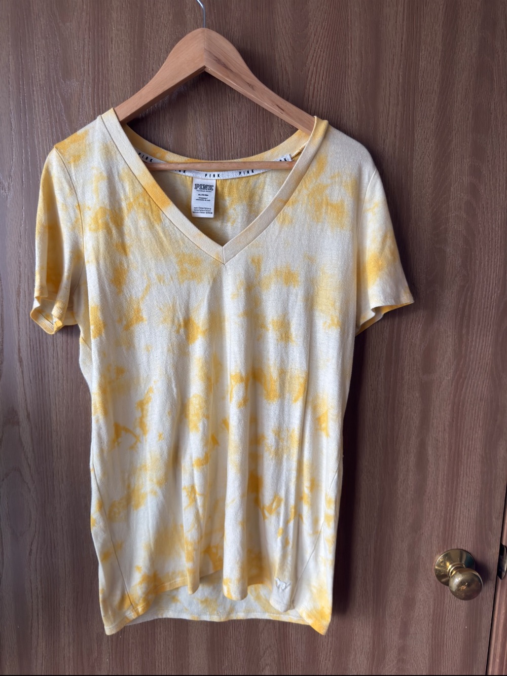 PINK Victoria's Secret Yellow Tie-Dye V-Neck Short Sleeve Tee